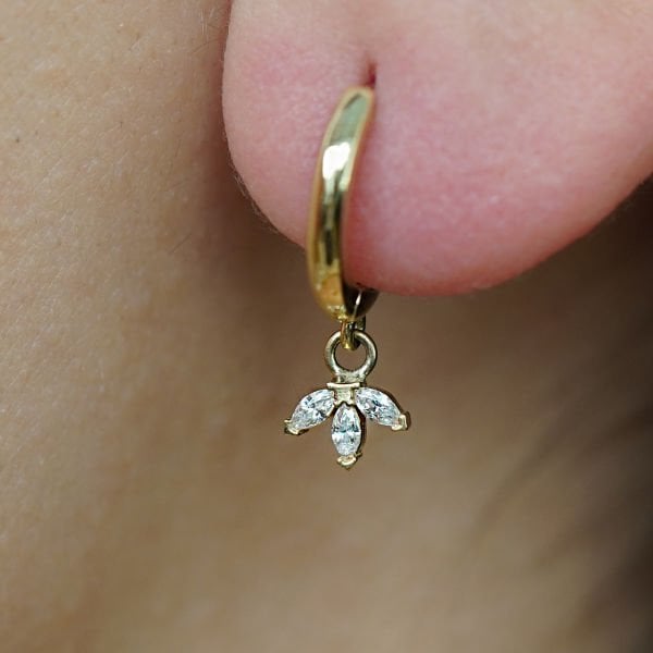 Sallantılı Lotus Küpe